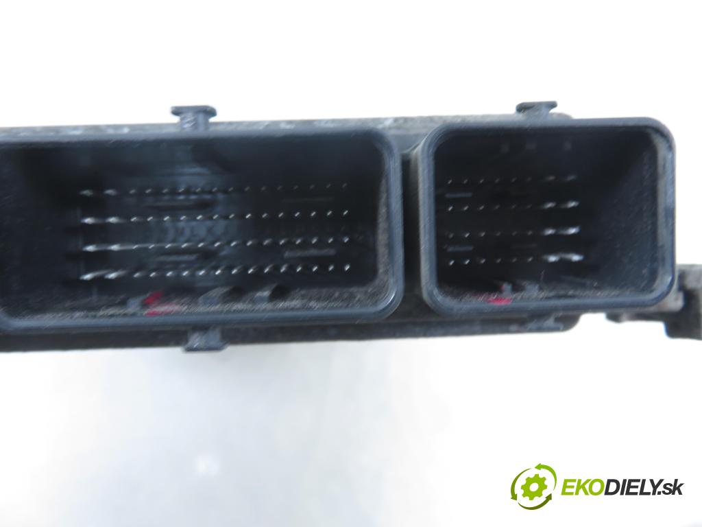 RENAULT MASTER III Platforma / podwozie (EV, HV, UV) KABINA/PLATFORMA 2015 0,00 2.3 dCi 165 FWD - M9T 700 2298,00 Riadiaca jednotka Motor 237105093R ; 237104246R ; S180193133A