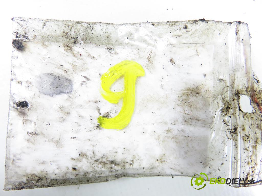 CITROEN BERLINGO FIRST Skrzynia (M_) FURGON 2007 55,00 1.6 HDI 75 (MB9HW) - 9HW (DV6BTED4) 1560,00 vstrekovač 0445110239 (Vstrekovač paliva)