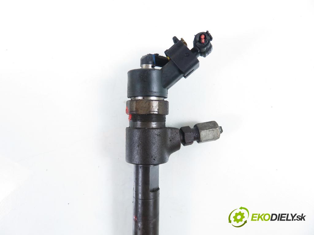 FIAT BRAVO II (198_) HB 2008 88,00 1.9 D Multijet - 192 A8.000 1910,00 vstrekovač 0445110276 (Vstrekovač paliva)