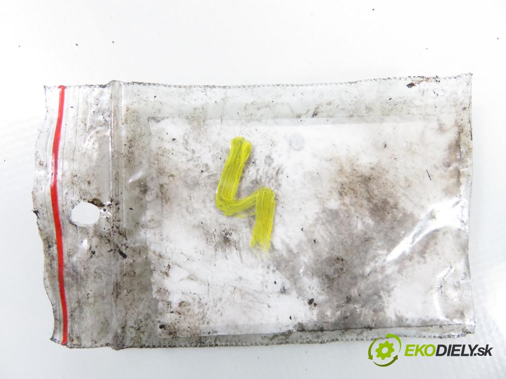 CITROEN BERLINGO FIRST Skrzynia (M_) FURGON 2007 55,00 1.6 HDI 75 (MB9HW) - 9HW (DV6BTED4) 1560,00 vstrekovač 0445110239 (Vstrekovač paliva)