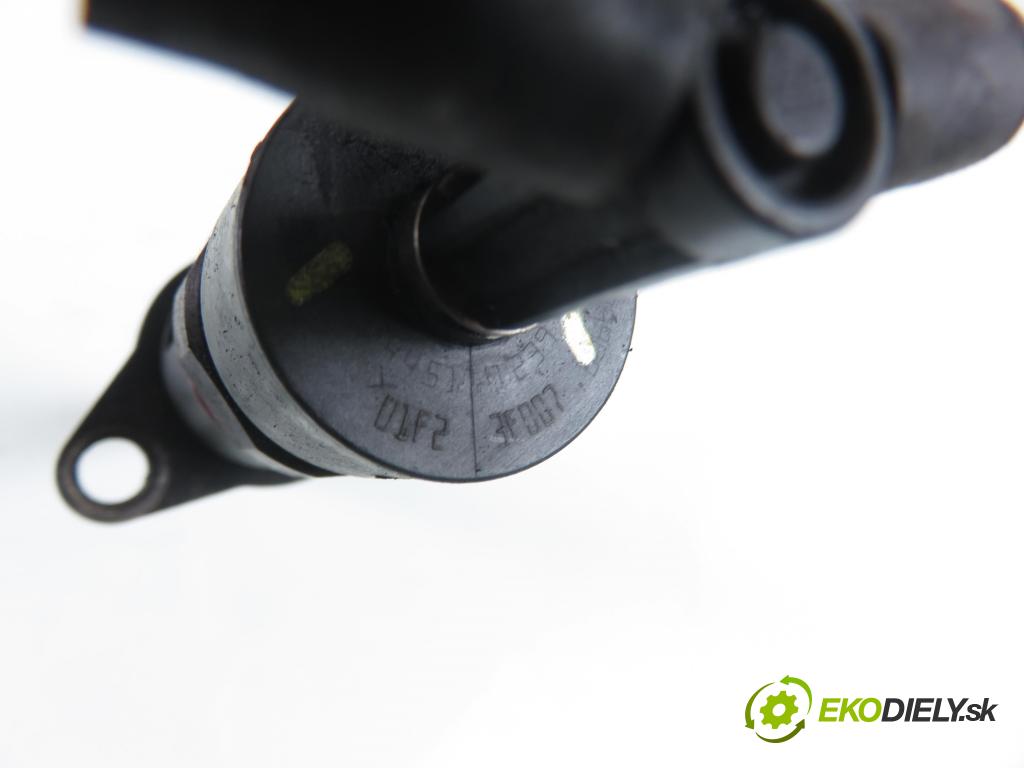 CITROEN BERLINGO FIRST Skrzynia (M_) FURGON 2007 55,00 1.6 HDI 75 (MB9HW) - 9HW (DV6BTED4) 1560,00 vstrekovač 0445110239 (Vstrekovač paliva)