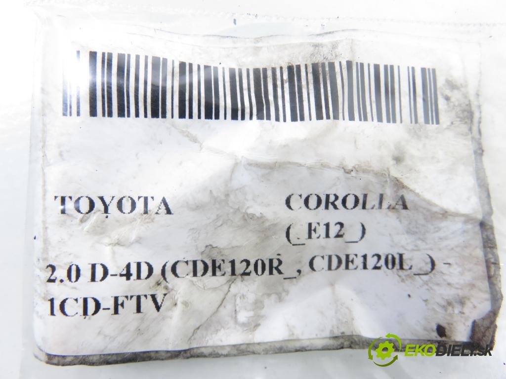 TOYOTA COROLLA (_E12_) HB 2004 66,00 2.0 D-4D 1995,00 vstrekovač 236700G010 (Vstrekovač paliva)