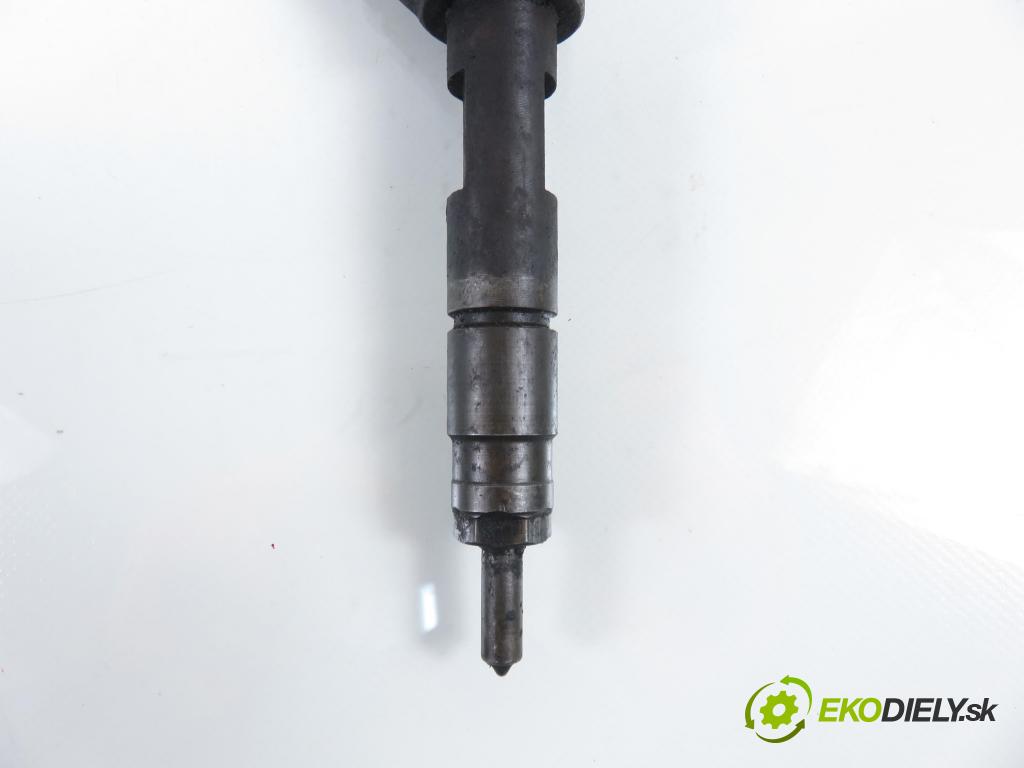 RENAULT TRAFIC II Autobus (JL) BUS 2005 74,00 1.9 dCI 100 (JL0C) - F9Q 760 1870,00 vstrekovač 8200100272 ; 0445110110B (Vstrekovač paliva)