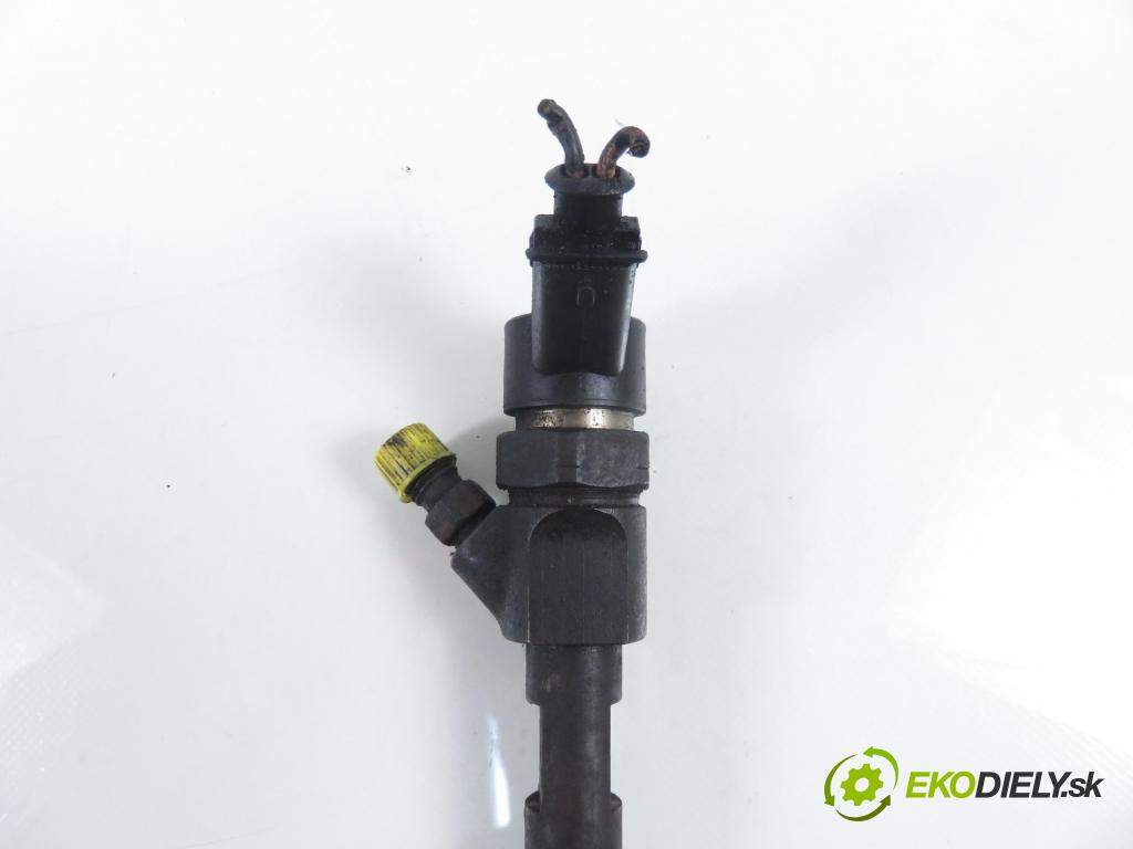 RENAULT TRAFIC II Autobus (JL) BUS 2005 74,00 1.9 dCI 100 (JL0C) - F9Q 760 1870,00 vstrekovač 8200100272 ; 0445110110B (Vstrekovač paliva)