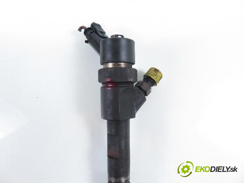 RENAULT TRAFIC II Autobus (JL) BUS 2005 74,00 1.9 dCI 100 (JL0C) - F9Q 760 1870,00 vstrekovač 8200100272 ; 0445110110B (Vstrekovač paliva)