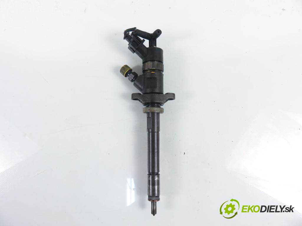 CITROEN C4 I (LC_) HB 2006 80,00 1.6 HDi - 9HY (DV6TED4) 1560,00 vstrekovač 0445110281 (Vstrekovač paliva)