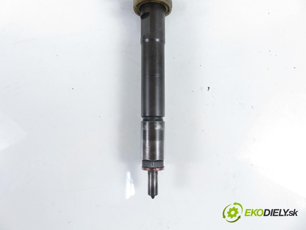 CITROEN C4 I (LC_) HB 2006 80,00 1.6 HDi - 9HY (DV6TED4) 1560,00 vstrekovač 0445110281 (Vstrekovač paliva)