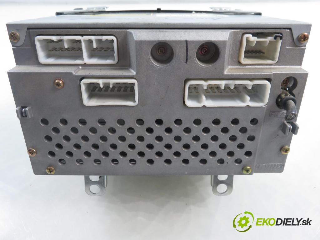 TOYOTA COROLLA kombi (_E12_) KOMBI 2004 81,00 1.6 VVT-i (ZZE121_) - 3ZZ-FE 1598,00 RADIO 8612002260