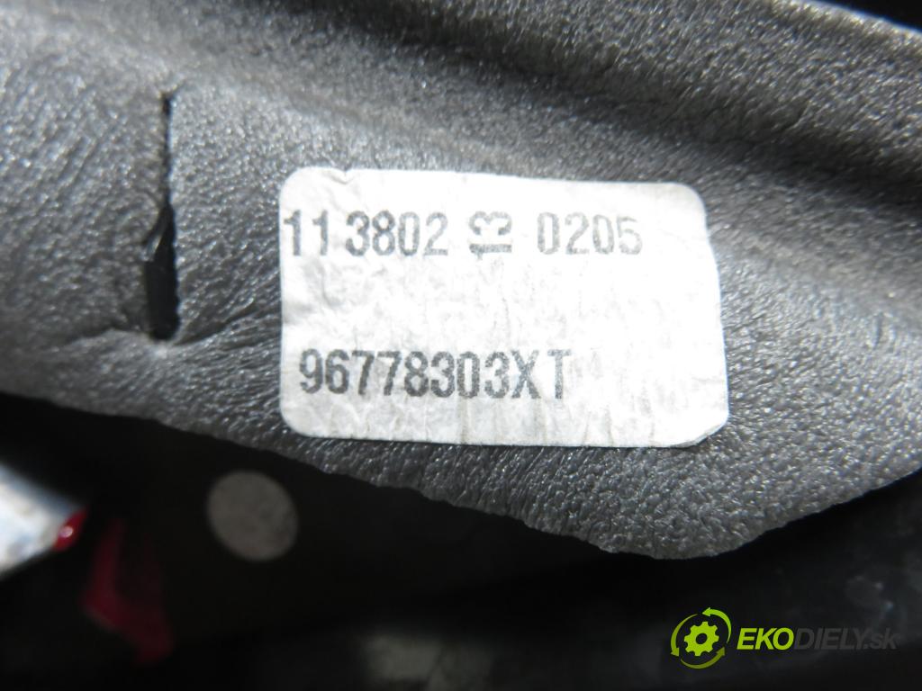 PEUGEOT 308 II HB 2014 68,00 1.6 HDi - 9HP (DV6DTED) 1560,00 Spätné zrkadlo LE