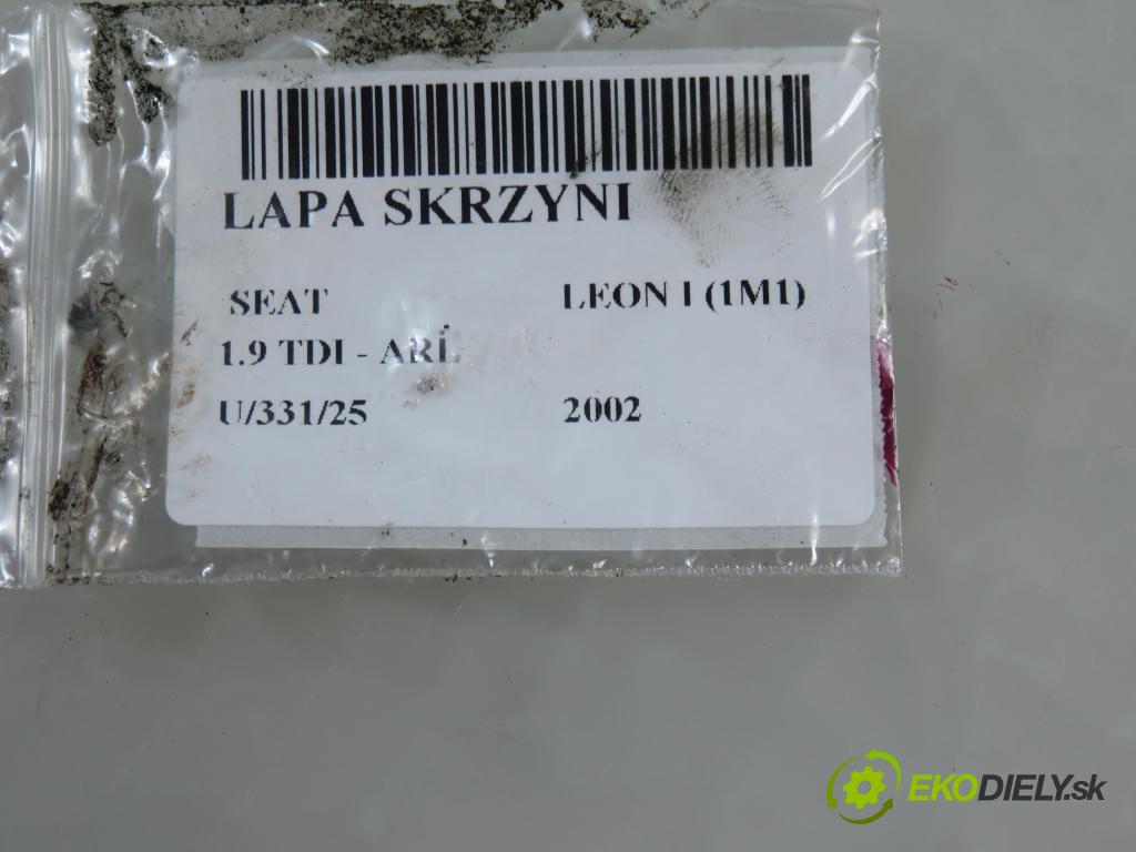 SEAT LEON (1M1) HB 2002 110,00 1.9 TDI PD 150 - ARL 1896,00 Uchytenie prevodovky 1J0199117AK
