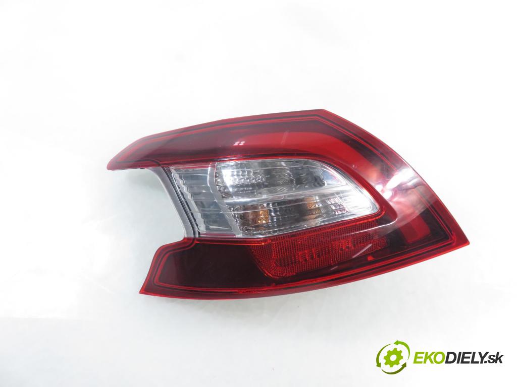 PEUGEOT 308 II HB 2014 68,00 1.6 HDi - 9HP (DV6DTED) 1560,00 Svetlo ľavé zadné 81250101