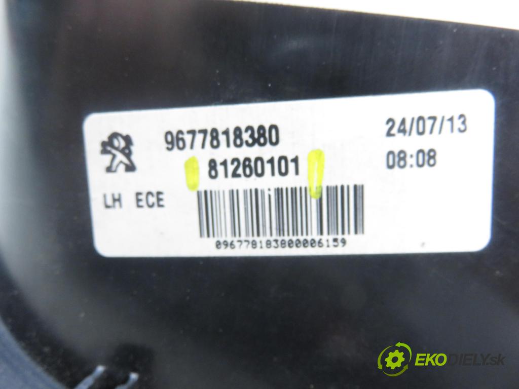 PEUGEOT 308 II HB 2014 68,00 1.6 HDi - 9HP (DV6DTED) 1560,00 Svetlo ľavé zadné kufor 81260101