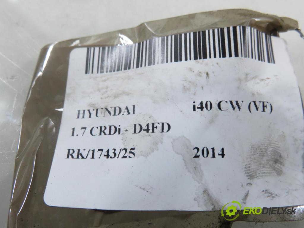 HYUNDAI i40 CW (VF) KOMBI 2014 100,00 1.7 CRDi 136 - D4FD 1685,00 Rúra intercoolera turba 282732A800 ; 282742A802