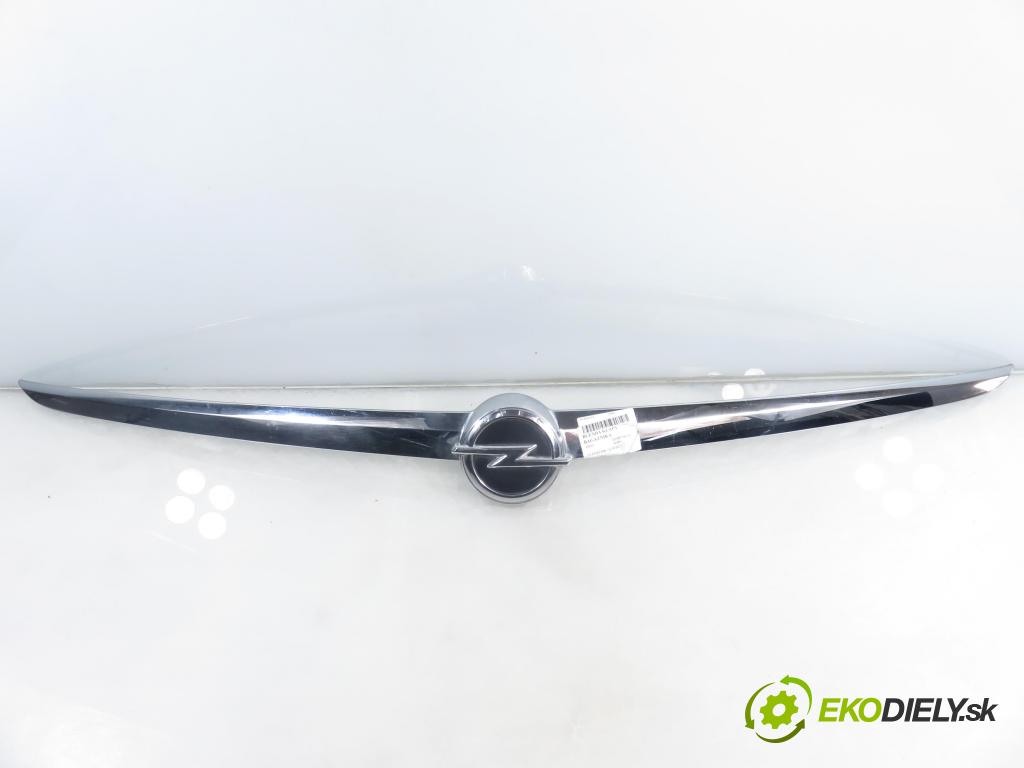OPEL INSIGNIA A (G09) LIFTBACK 2009 96,00 2.0 CDTI (68) - A 20 DTJ 1956,00 Zadné čelo dverí kufor 13244388 ; 13244389