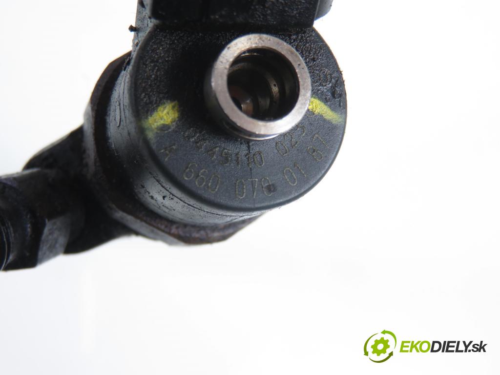 SMART FORTWO Coupe (450) HB 2004 30,00 0.8 CDI (450.300, 450.301, 450.302, 450.303, 450.3 799,00 vstrekovač 0445110023 ; 6600700187 (Vstrekovač paliva)