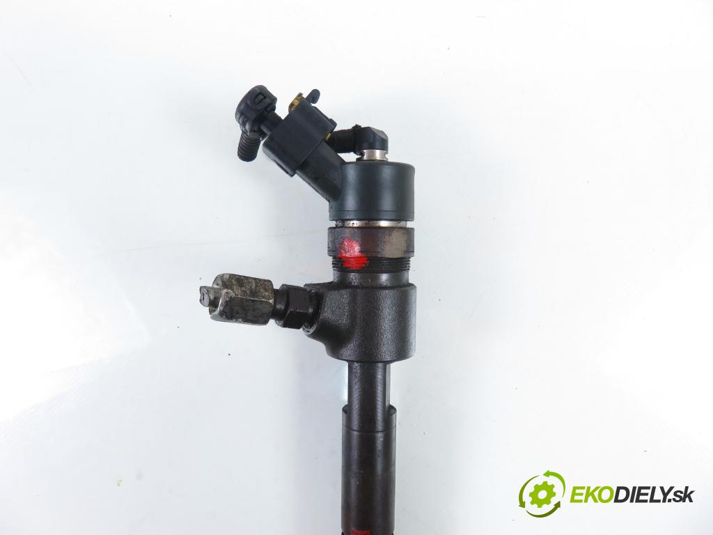 FIAT BRAVO II (198_) HB 2008 88,00 1.9 D Multijet - 192 A8.000 1910,00 vstrekovač 0445110276 (Vstrekovač paliva)