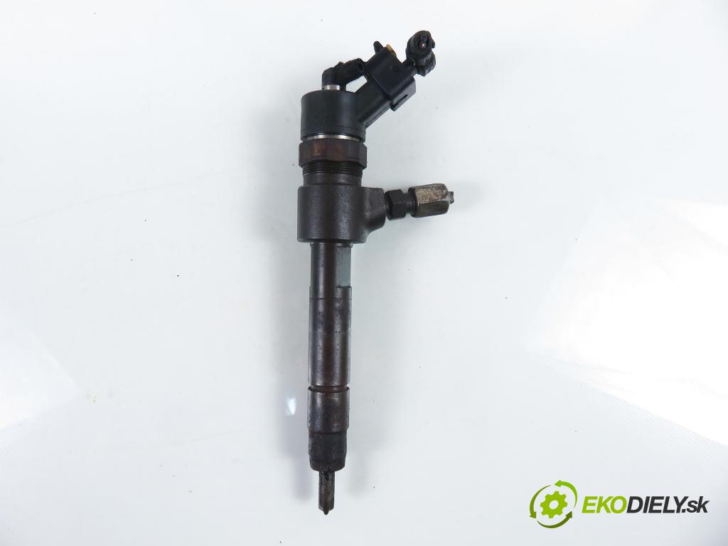 FIAT BRAVO II (198_) HB 2008 88,00 1.9 D Multijet - 192 A8.000 1910,00 vstrekovač 0445110276 (Vstrekovač paliva)