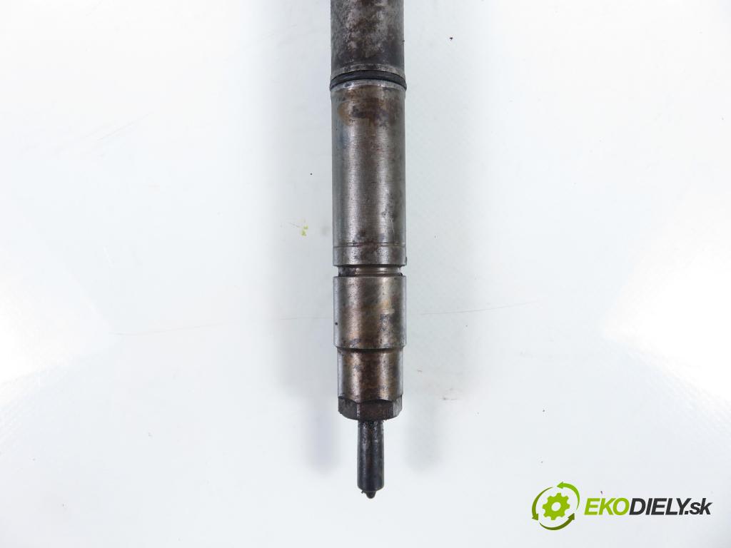 MERCEDES-BENZ VANEO (414) MINIVAN 2003 67,00 1.7 CDI (414.700) - OM 668.914 1689,00 vstrekovač 0445110090 ; 6680700887 (Vstrekovač paliva)