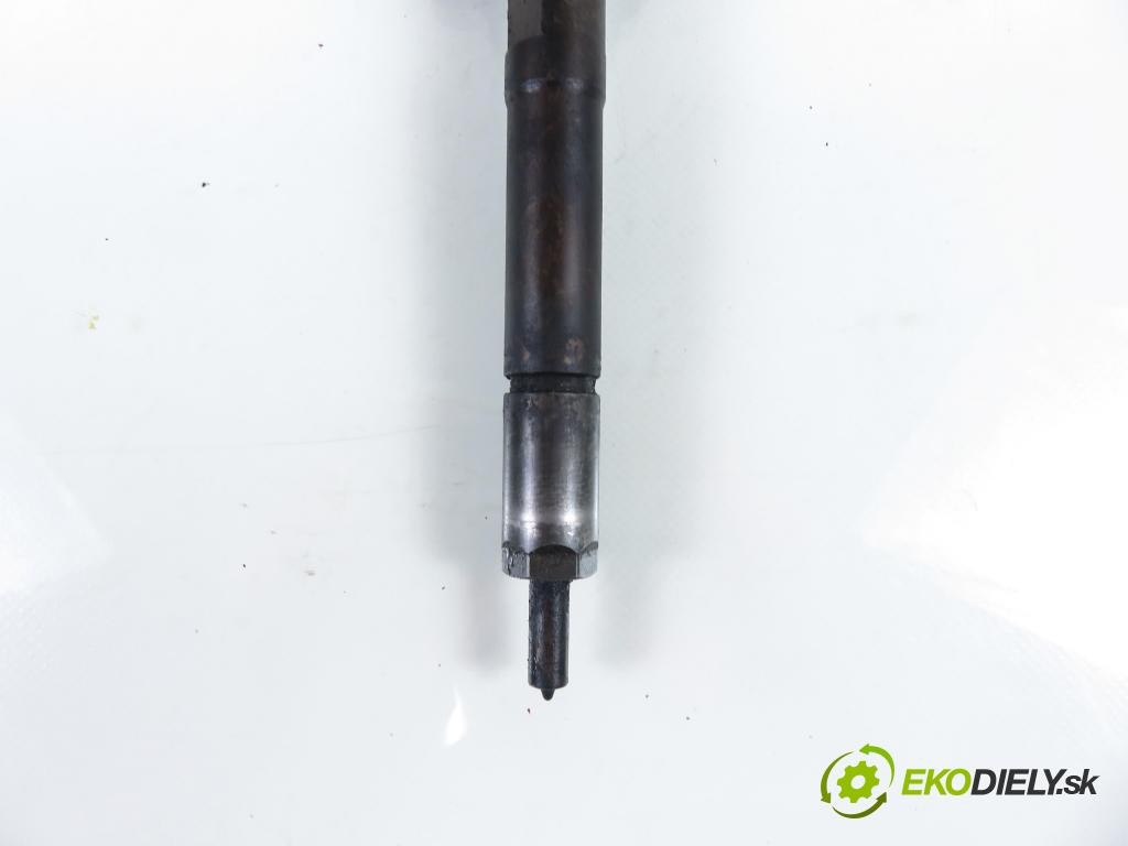 CITROEN BERLINGO FIRST Skrzynia (M_) FURGON 2007 55,00 1.6 HDI 75 (MB9HW) - 9HW (DV6BTED4) 1560,00 vstrekovač 0445110239 (Vstrekovač paliva)