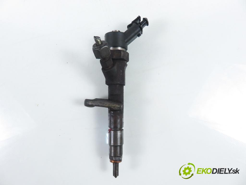 RENAULT LAGUNA II (BG0/1_) LIFTBACK 2002 88,00 1.9 dCi 120 - F9Q 750 1870,00 vstrekovač 0445110021 ; 7700111014 (Vstrekovač paliva)