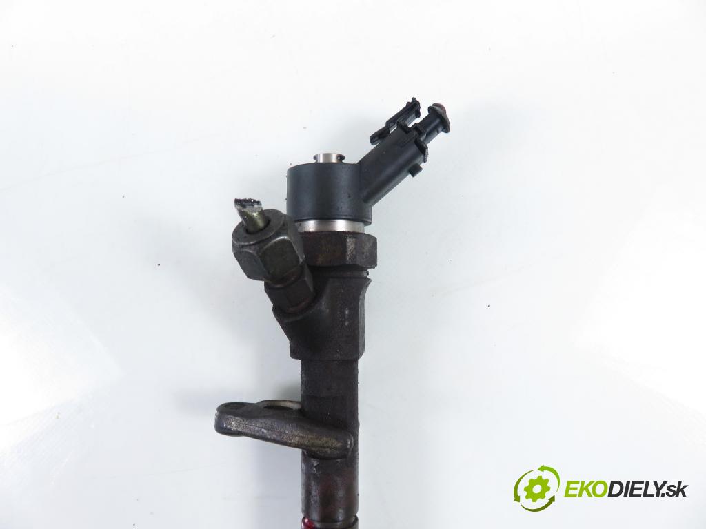 RENAULT LAGUNA II (BG0/1_) LIFTBACK 2002 88,00 1.9 dCi 120 - F9Q 750 1870,00 vstrekovač 0445110021 ; 7700111014 (Vstrekovač paliva)