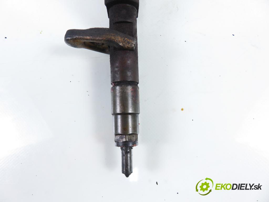 RENAULT LAGUNA II (BG0/1_) LIFTBACK 2002 88,00 1.9 dCi 120 - F9Q 750 1870,00 vstrekovač 0445110021 ; 7700111014 (Vstrekovač paliva)