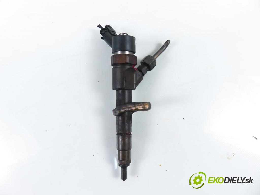 RENAULT LAGUNA II (BG0/1_) LIFTBACK 2002 88,00 1.9 dCi 120 - F9Q 750 1870,00 vstrekovač 0445110021 ; 7700111014 (Vstrekovač paliva)