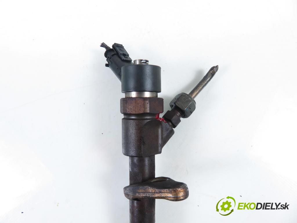 RENAULT LAGUNA II (BG0/1_) LIFTBACK 2002 88,00 1.9 dCi 120 - F9Q 750 1870,00 vstrekovač 0445110021 ; 7700111014 (Vstrekovač paliva)