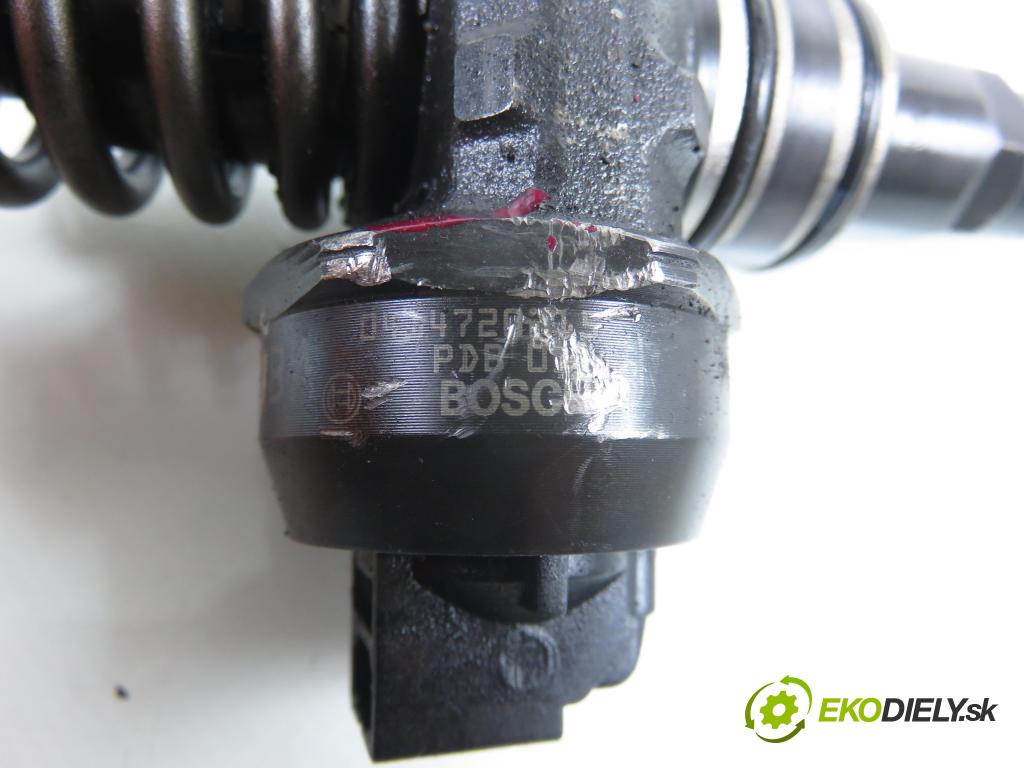 VW PASSAT B6 Variant (3C5) KOMBI 2006 77,00 1.9 TDI - BXE 1896,00 Vstrekovač 038130073AG (Vstrekovač paliva)