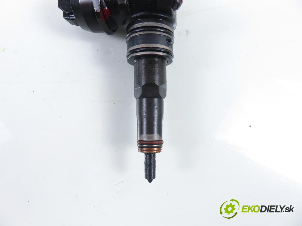 VW SHARAN (7M8, 7M9, 7M6) MINIVAN 2002 85,00 1.9 TDI PD 115 - AUY 1896,00 Vstrekovač 038130073AK ; 0414720038 (Vstrekovač paliva)
