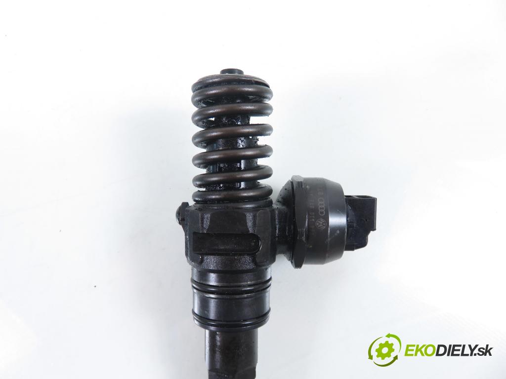 VW SHARAN (7M8, 7M9, 7M6) MINIVAN 2002 85,00 1.9 TDI PD 115 - AUY 1896,00 Vstrekovač 038130073AK ; 0414720038 (Vstrekovač paliva)