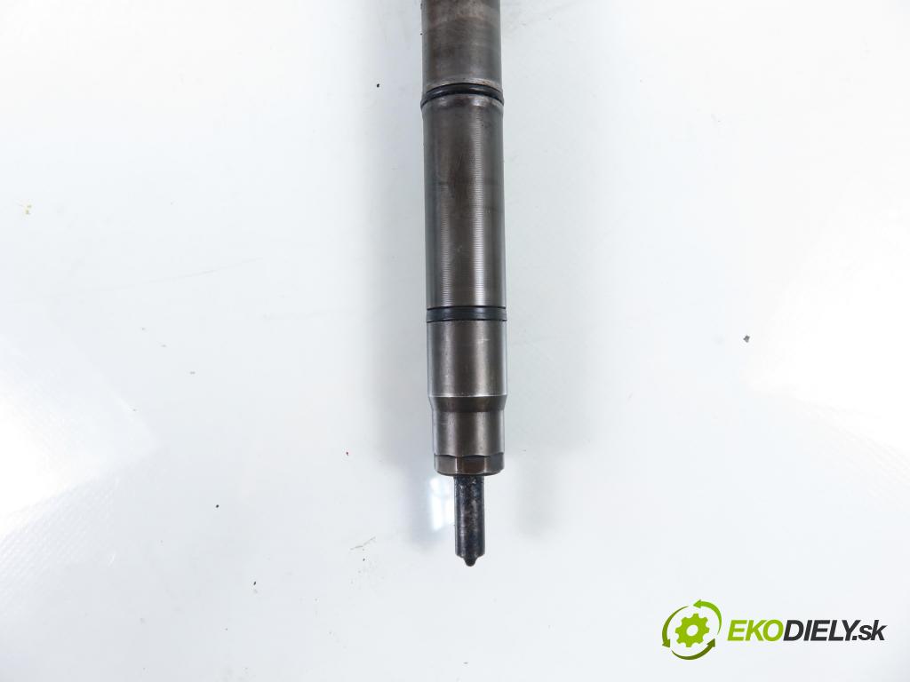 KIA PRO CEE'D (ED) HB 2008 85,00 1.6 CRDi 115 - D4FB 1582,00 vstrekovač 0445110256 ; 338002A400 (Vstrekovač paliva)