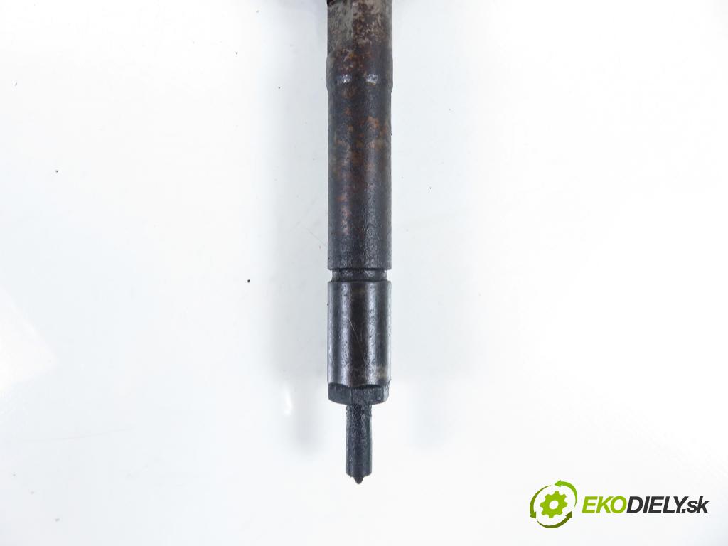 PEUGEOT 307 (3A/C) HB 2004 80,00 1.6 HDi 110 1560,00 vstrekovač 0445110188 (Vstrekovač paliva)