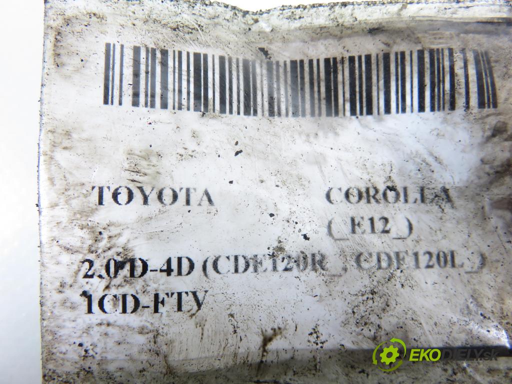 TOYOTA COROLLA (_E12_) HB 2004 66,00 2.0 D-4D 1995,00 vstrekovač 236700G010 (Vstrekovač paliva)