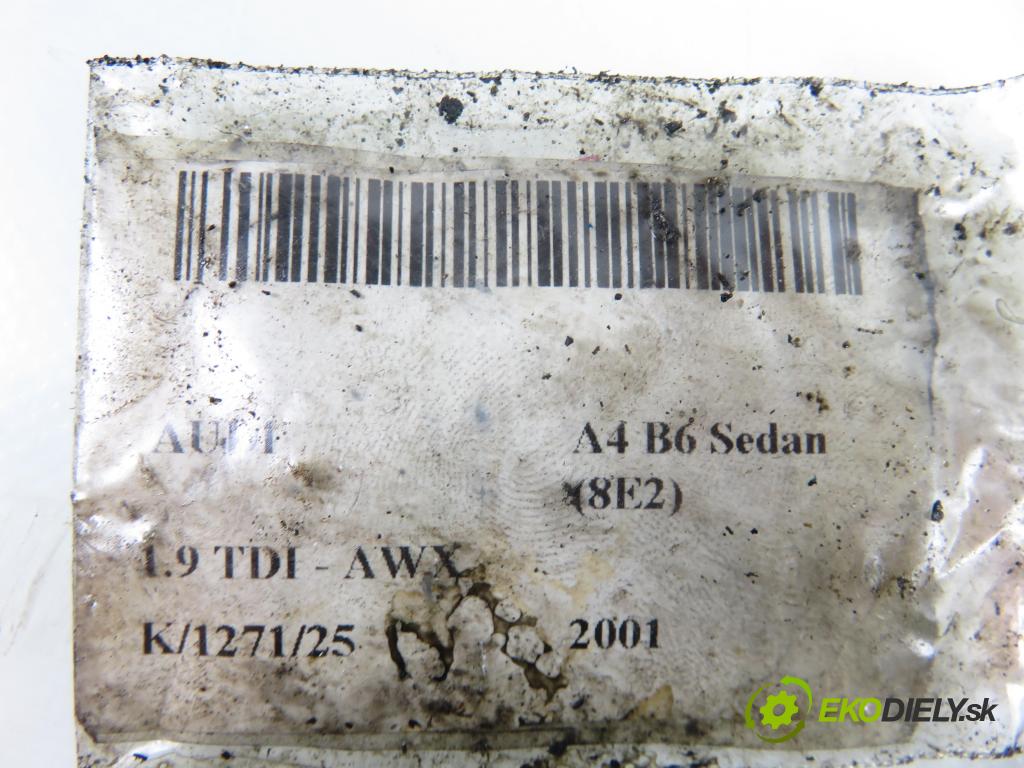 AUDI A4 (8E2, B6) SEDAN 2001 96,00 1.9 TDI PD 130 - AWX 1896,00 Vstrekovač 038130073AR ; 0414720214 (Vstrekovač paliva)