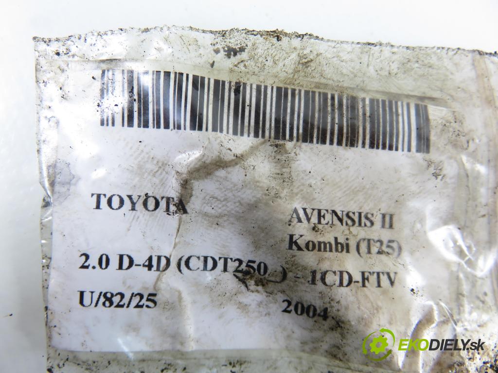 TOYOTA AVENSIS Kombi (_T25_) KOMBI 2004 85,00 2.0 D-4D 116 - 1CD-FTV 1995,00 vstrekovač 236700G010 (Vstrekovač paliva)
