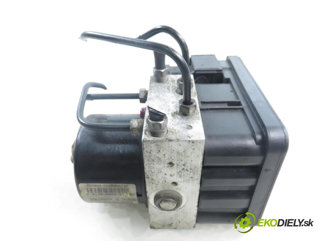 FORD FOCUS II Turnier (DA_, FFS, DS) KOMBI 2006 80,00 1.6 TDCi 109 - G8DE 1560,00 Pumpa ABS 10096001193 ; 10020602164 ; 3M512C405HB (Pumpa ABS)