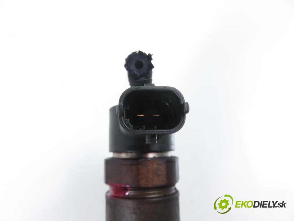 KIA PRO CEE'D (ED) HB 2008 85,00 1.6 CRDi 115 - D4FB 1582,00 vstrekovač 0445110256 ; 338002A400 (Vstrekovač paliva)