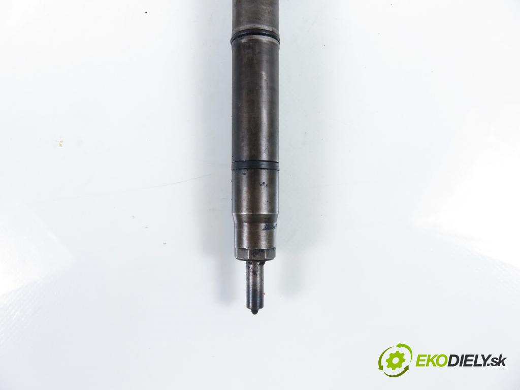 KIA PRO CEE'D (ED) HB 2008 85,00 1.6 CRDi 115 - D4FB 1582,00 vstrekovač 0445110256 ; 338002A400 (Vstrekovač paliva)