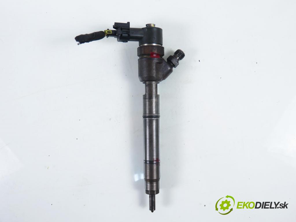 KIA PRO CEE'D (ED) HB 2008 85,00 1.6 CRDi 115 - D4FB 1582,00 vstrekovač 0445110256 ; 338002A400 (Vstrekovač paliva)