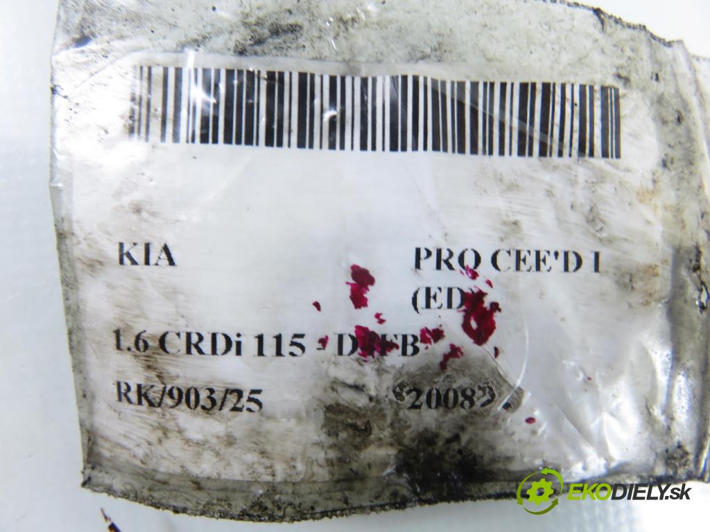 KIA PRO CEE'D (ED) HB 2008 85,00 1.6 CRDi 115 - D4FB 1582,00 vstrekovač 0445110256 ; 338002A400 (Vstrekovač paliva)