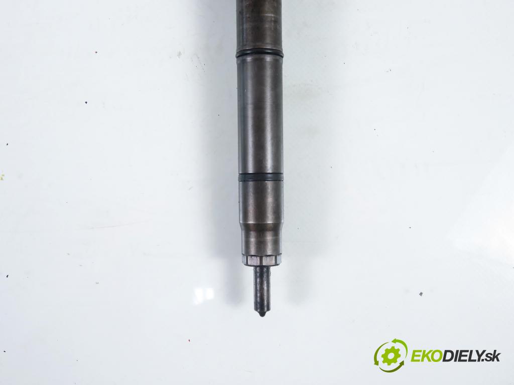 KIA PRO CEE'D (ED) HB 2008 85,00 1.6 CRDi 115 - D4FB 1582,00 vstrekovač 0445110256 ; 338002A400 (Vstrekovač paliva)