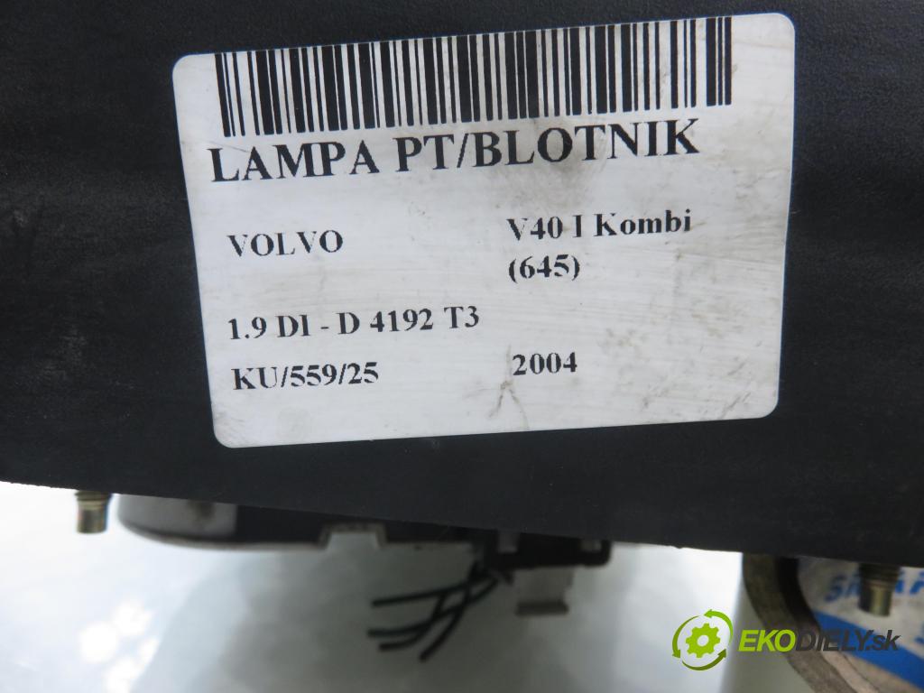 VOLVO V40 Kombi (645) KOMBI 2004 85,00 1.9 DI 116 - D 4192 T3 1870,00 světlo pravé zadní