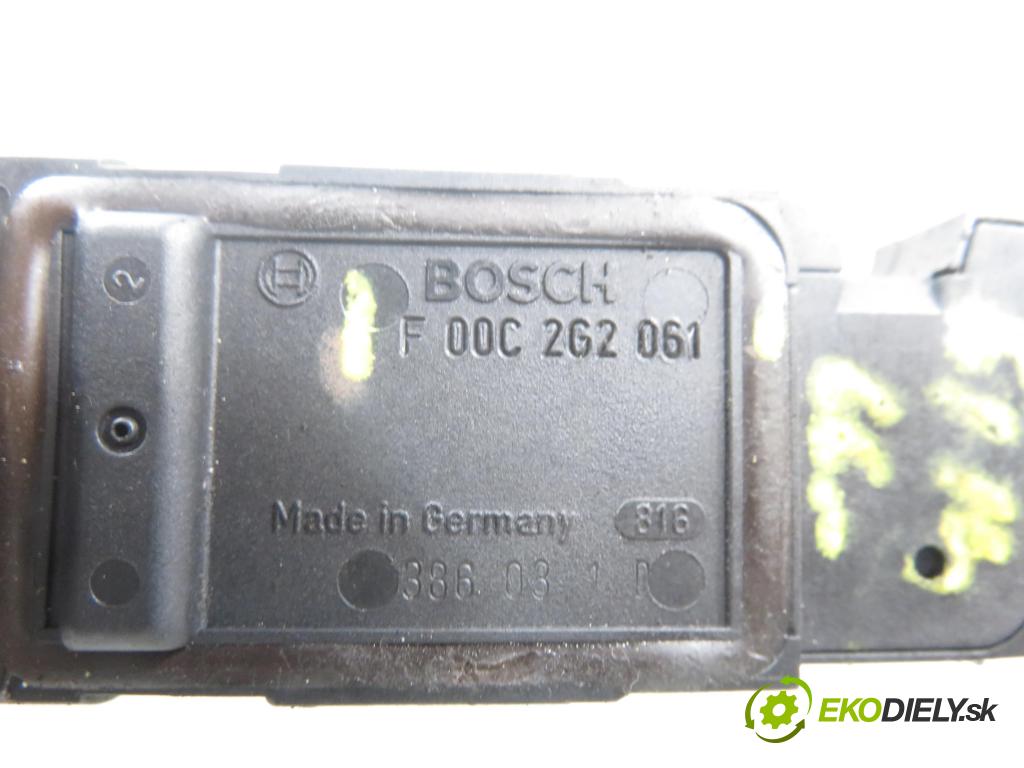 OPEL VECTRA C Kombi (Z02) KOMBI 2004 92,00 2.2 DTI - Y 22 DTR 2172,00 váha vzduchu vzduchu F00C2G2061