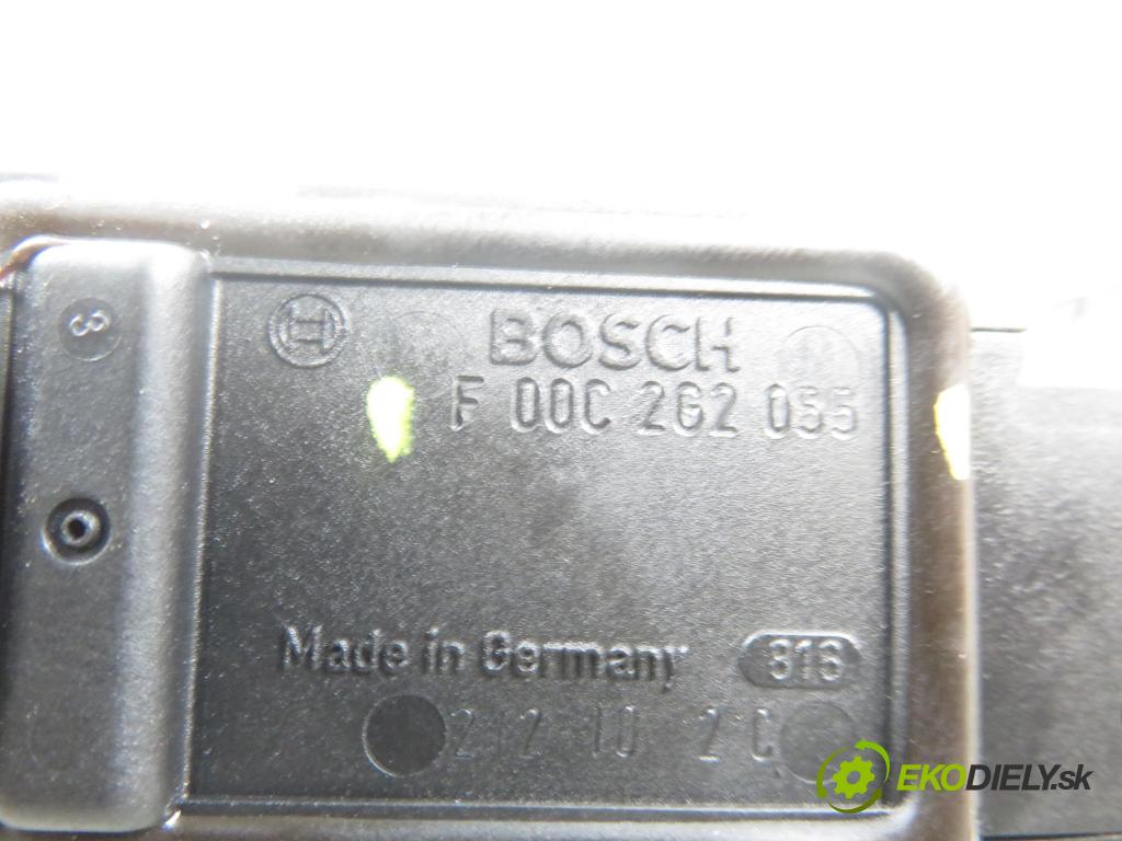 VW PASSAT B5.5 Variant (3B6) KOMBI 2002 74,00 1.9 TDI PD 101 - AVB 1896,00 váha vzduchu vzduchu F00C2G2055