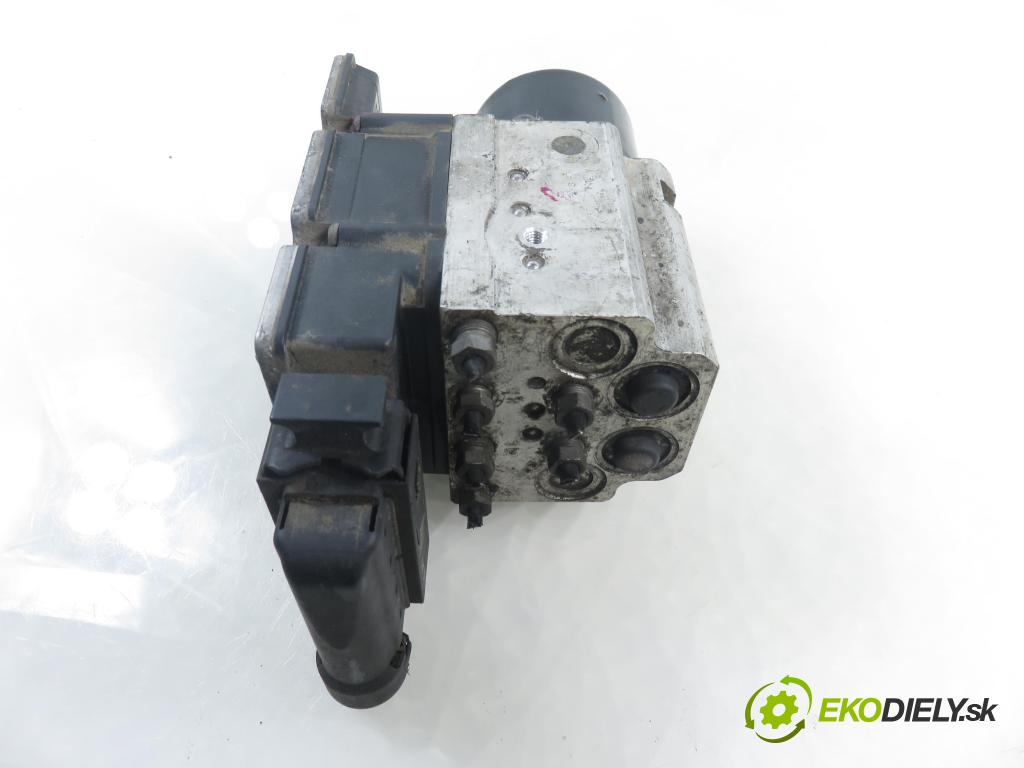 FIAT CROMA (194_) KOMBI 2005 110,00 1.9 D Multijet 150 - 939 A2.000 1910,00 Pumpa ABS 54084739B ; 51753751 (Pumpa ABS)
