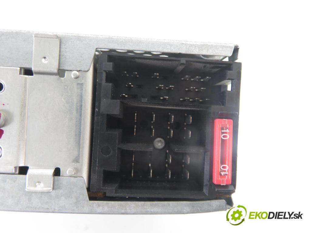 SUZUKI IGNIS II (MH) HB 2006 69,00 1.3 VVT 4x4 94 - M13A 1328,00 RADIO CD 3910186G10