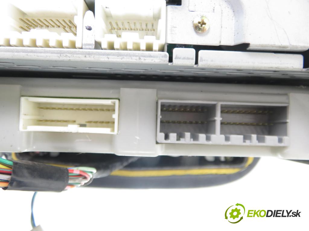 NISSAN MURANO I (Z50) SUV 2004 172,00 3.5 4x4 234 3498,00 RADIO CD Modul PN2530H