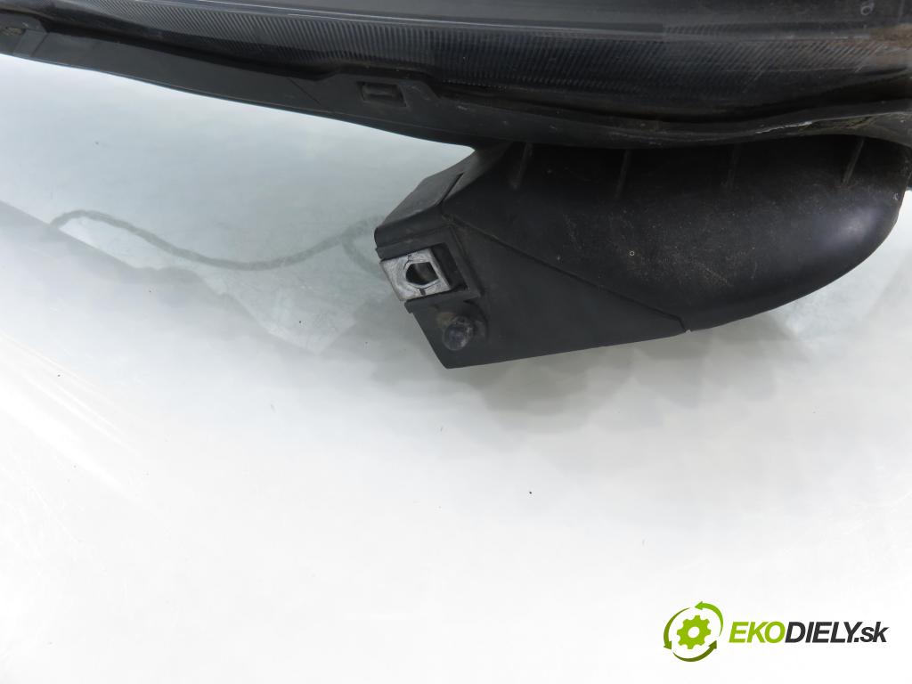 CHEVROLET spar HB 2013 50,00 1.0 S-TEC II 16V - B10D1 995,00 Svetlo PP