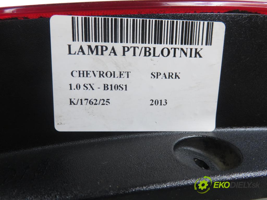 CHEVROLET spar HB 2013 50,00 1.0 S-TEC II 16V - B10D1 995,00 Svetlo pravé zadné
